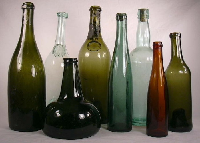 Jefferson implored sellers to bottle wine he purchased instead of shipping it in casks. 